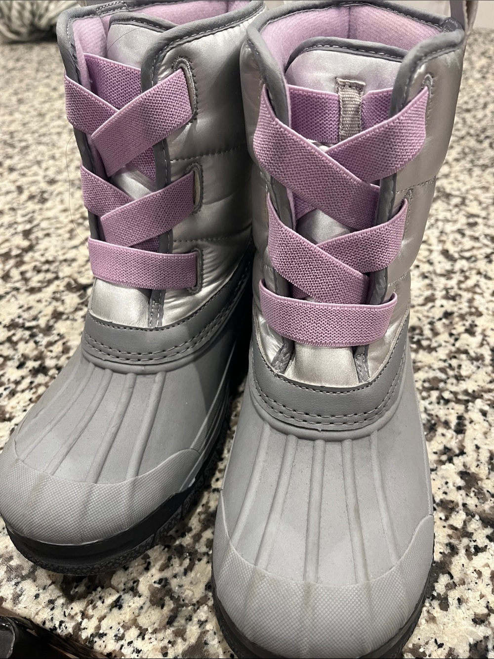 Oshkosh Kids lace up snow boots